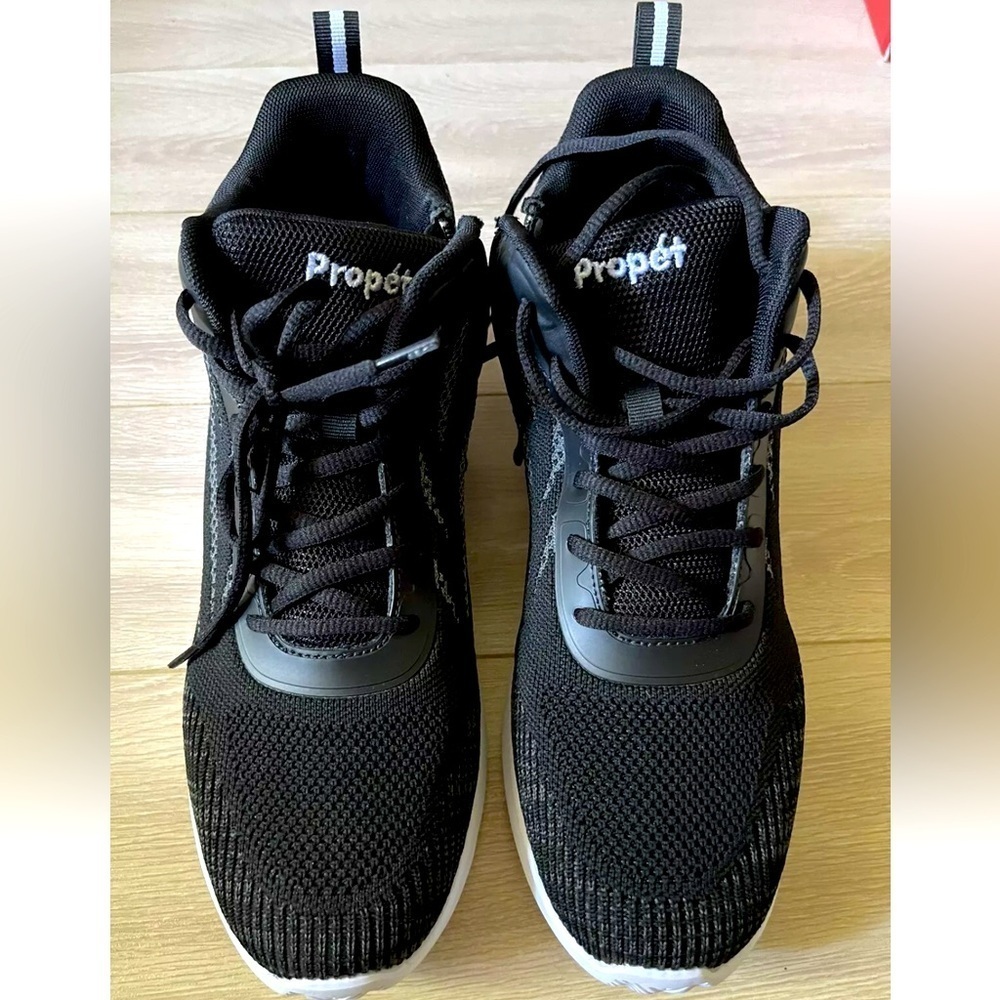 PROPET TravelActiv Sneakers/shoes Black 11 W(D)Women For Mens Size 9.5 W(D